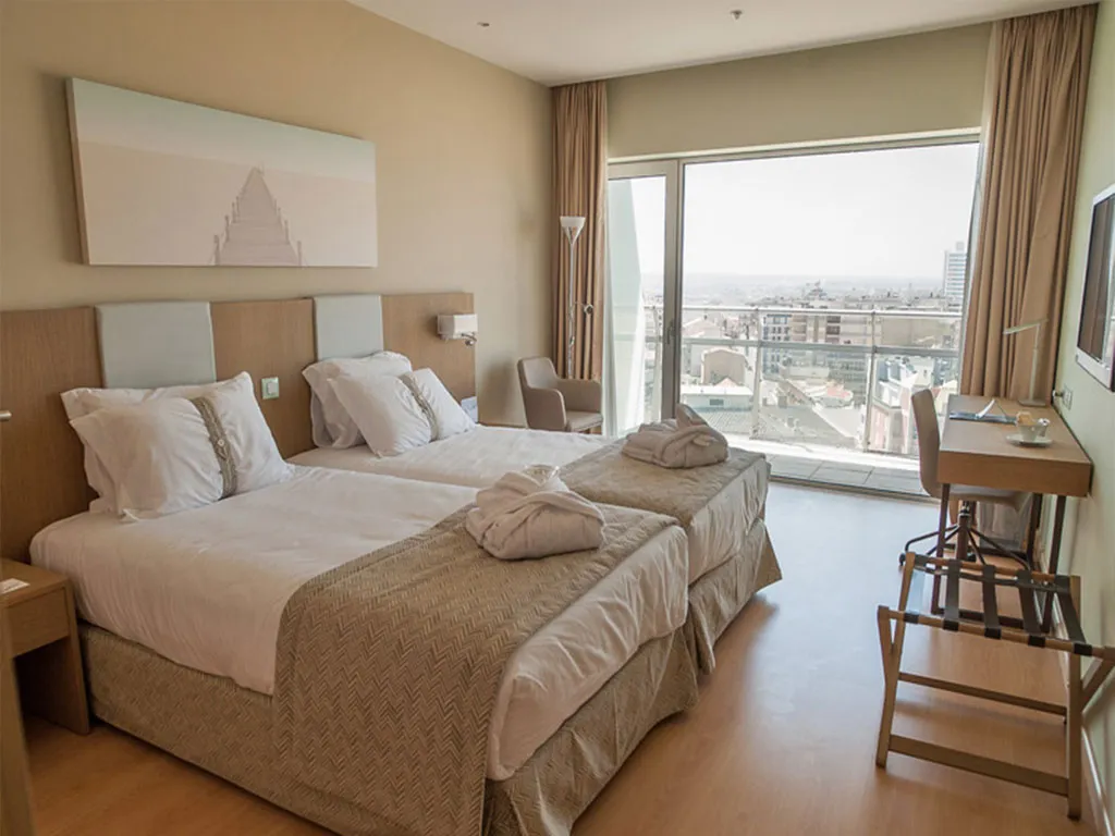 Eurostars Oasis Plaza